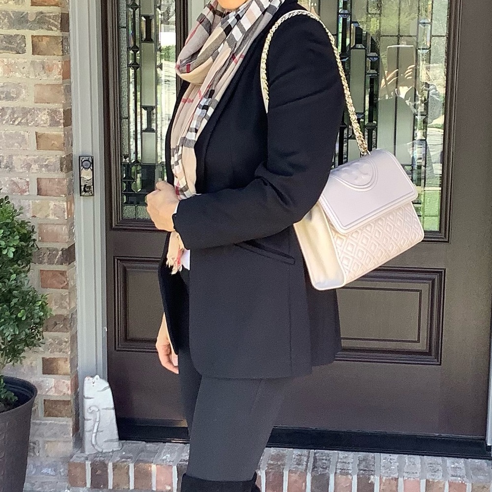 EXCLUSIVELY DRESSY TORRY BURCH CROSSBODY š¹š¹š¹